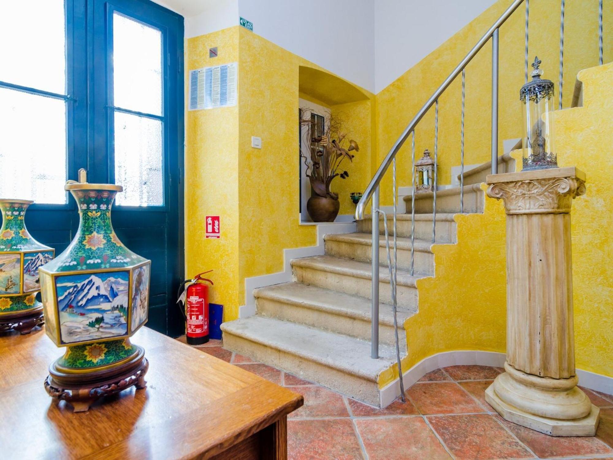 Stone House "Dimato" - Four Bedroom Holiday Home With Terrace Gruda Exterior foto